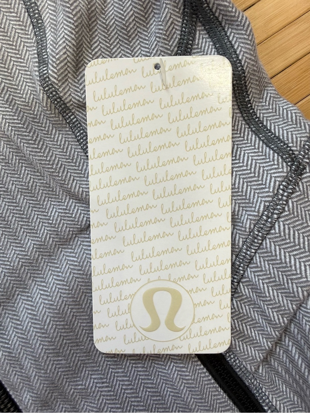 Lululemon - Hustle In Your Bustle Jacket - Size 6 - Picture 4 of 6